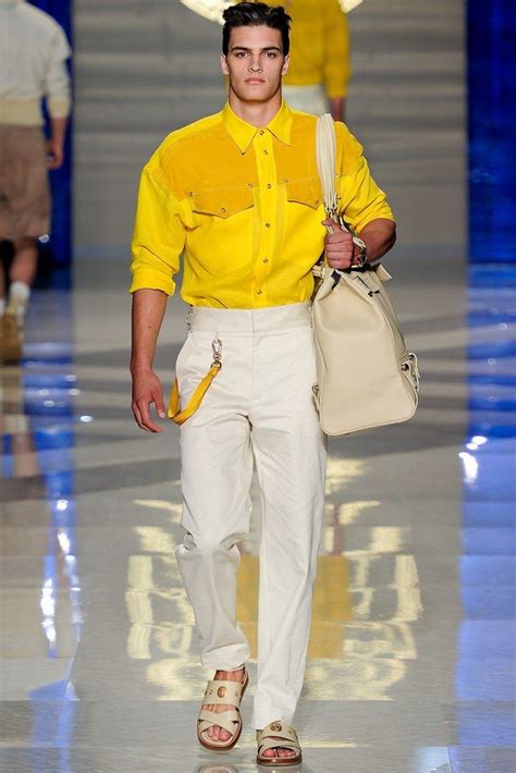 Versace Spring 2012 Menswear Fashion Show 